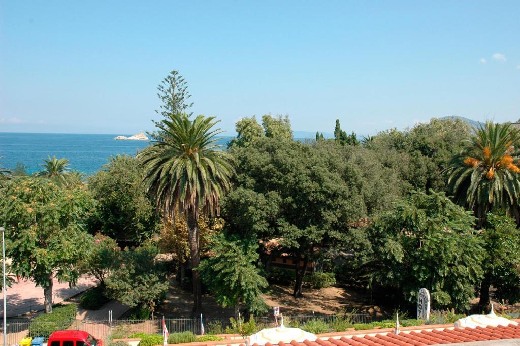 Hotel Crystal Portoferraio Kültér fotó
