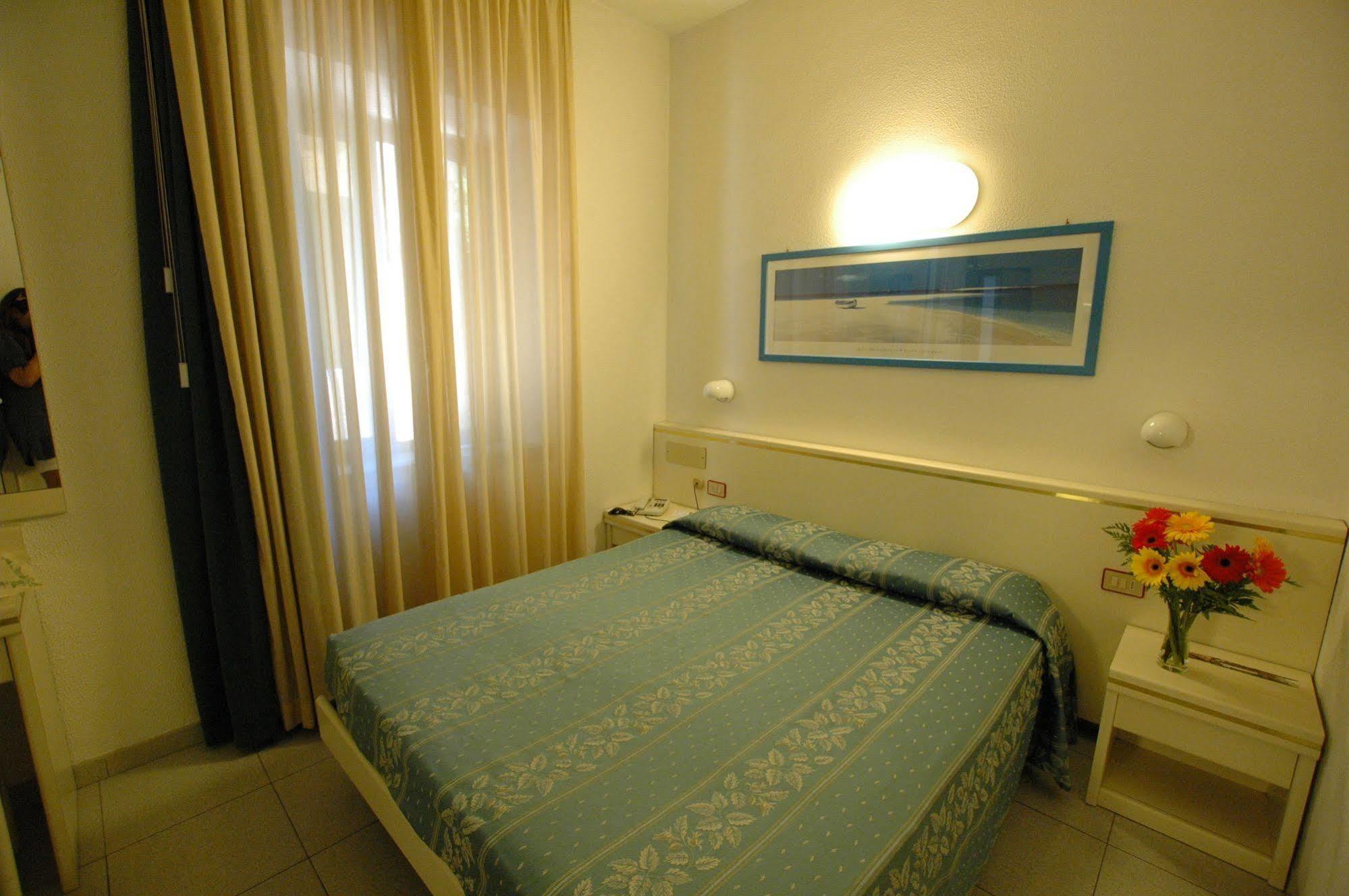 Hotel Crystal Portoferraio Kültér fotó