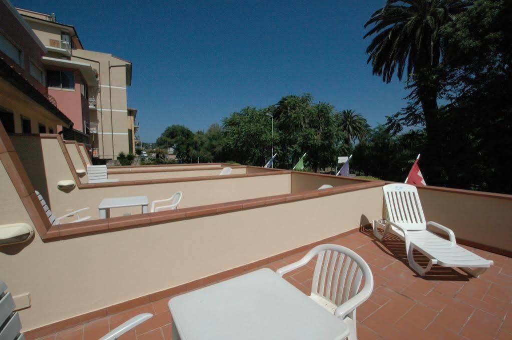 Hotel Crystal Portoferraio Kültér fotó